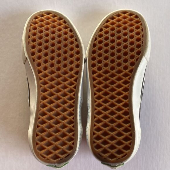 VANS Women’s Skateistan Skateboarding Sneakers Size 5 - Picture 4 of 11